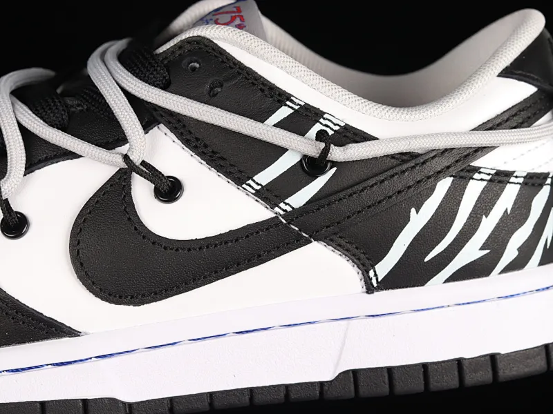 All categories Nk SB Dunk series Nk SB Dunk Low low-top sneakers F version Nk Dunk Low "CNY" Year of the Tiger limited edition SB smashing backboard fashion casual sneakers DD3363-002